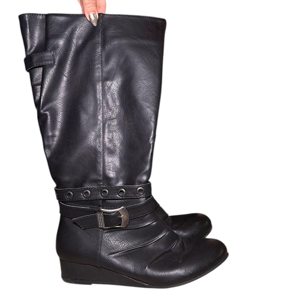 Unbranded Women's Black and Silver Boots